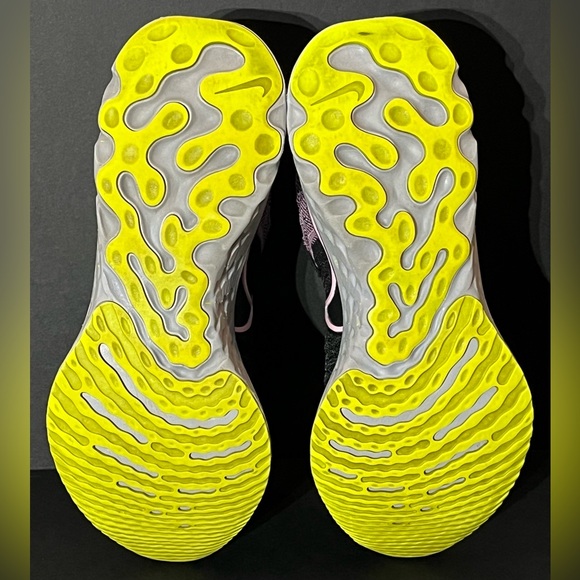Nike React Infinity Flyknit 2 Road Running Shoes, Women’s 8.5 - Picture 8 of 9